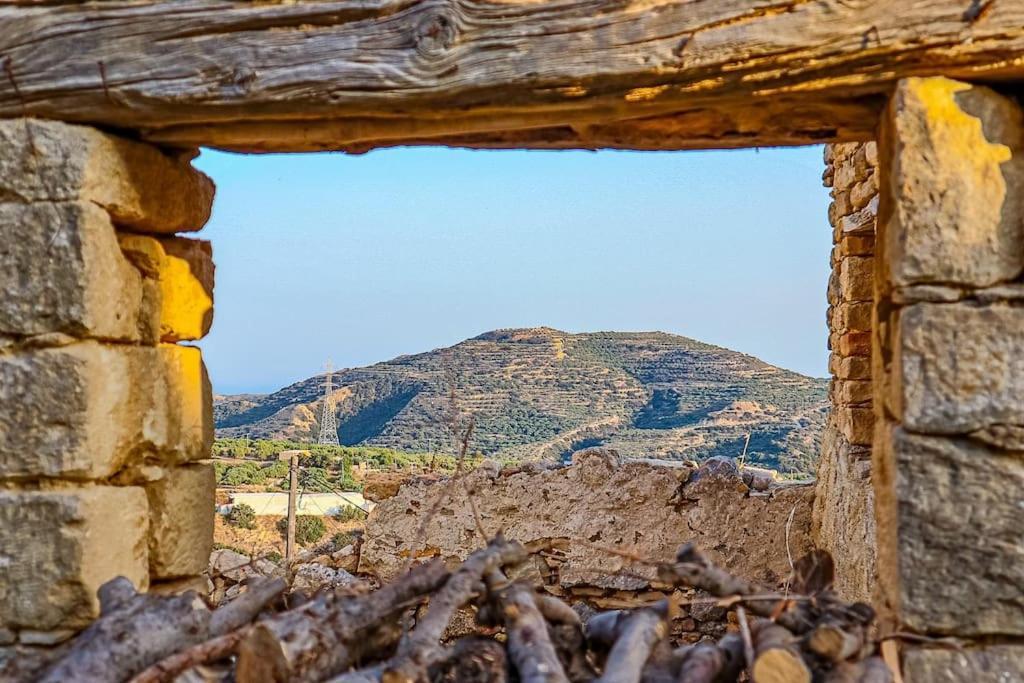 Maciliavilla. Ierápetra Exteriör bild