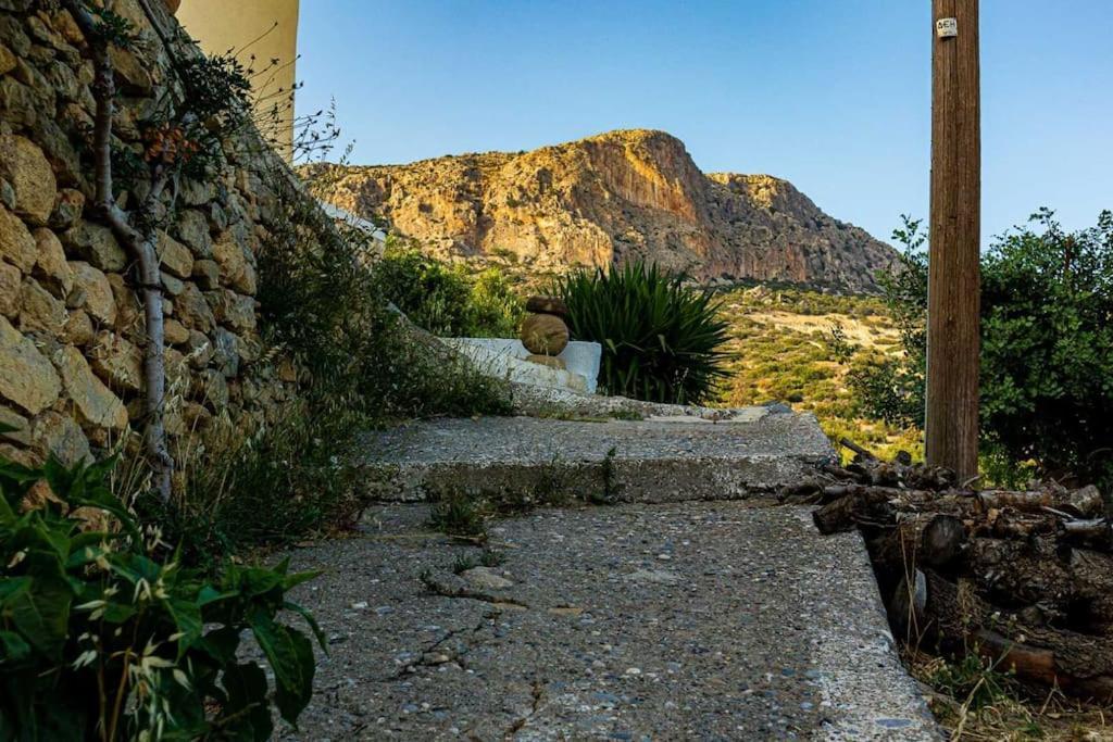 Maciliavilla. Ierápetra Exteriör bild